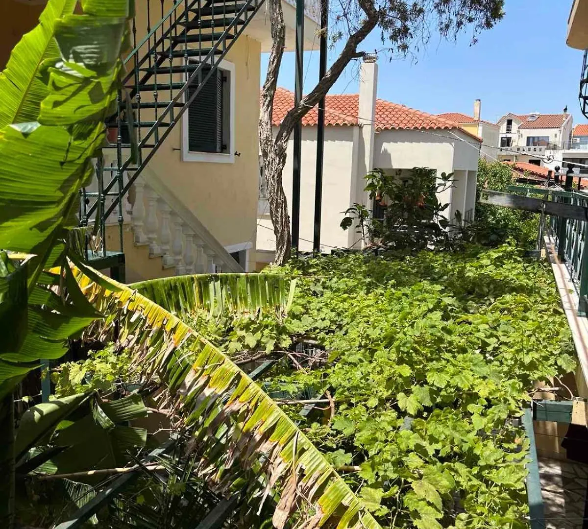 Apartment Karyatis Studios Lixouri Greece